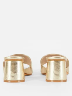 Mules Mit Blockabsatz