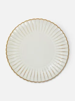 Muschelförmiger Beilagenteller