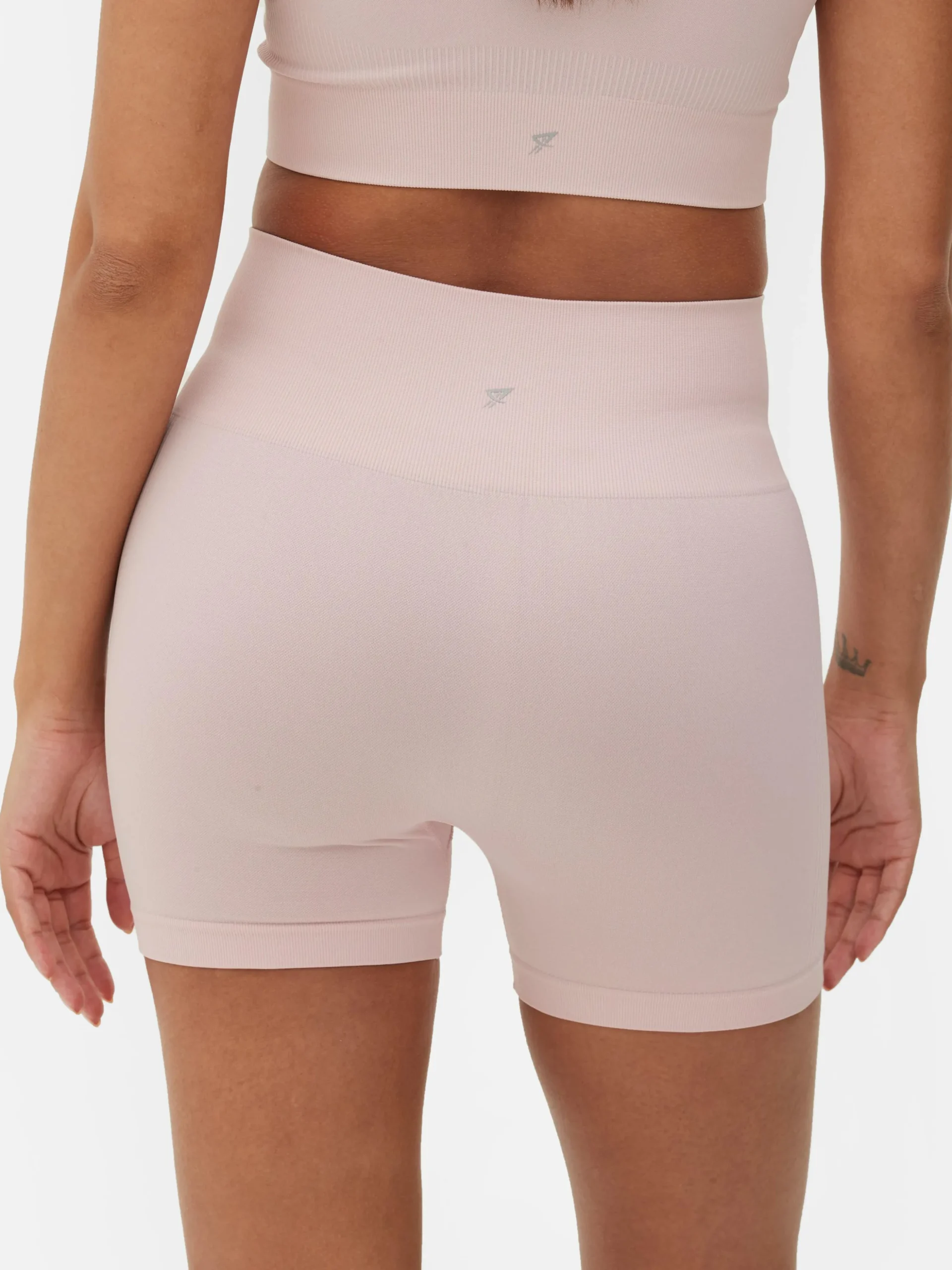 Nahtlose Yoga-Shorts Mit Hohem Bund