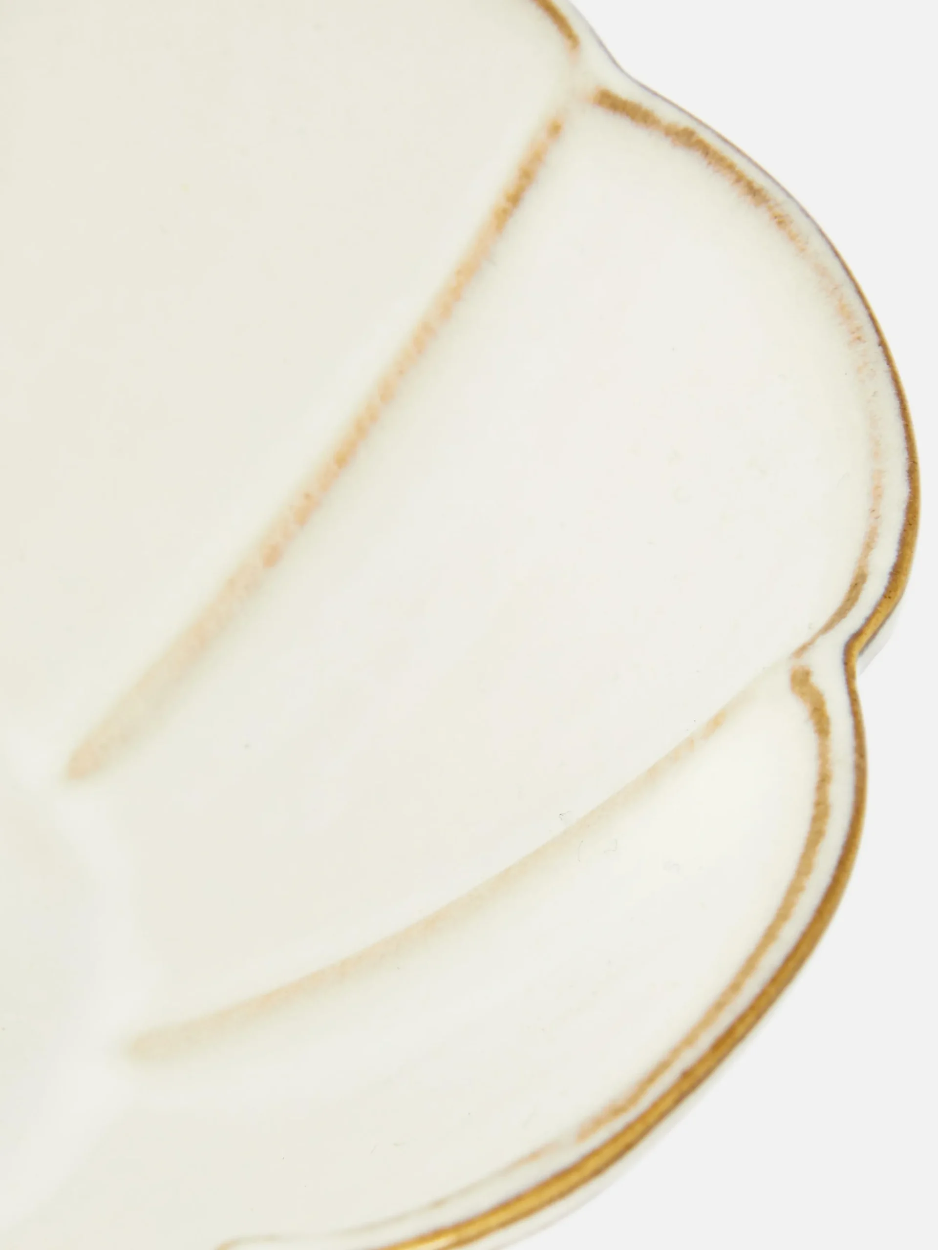 Pastaschale In Blütenform