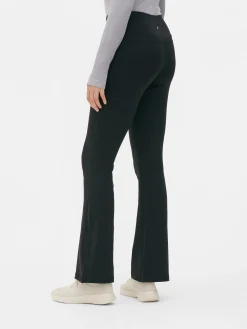 Performance-Yoga-Leggings Mit Schlag