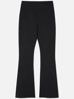 Performance-Yoga-Leggings Mit Schlag