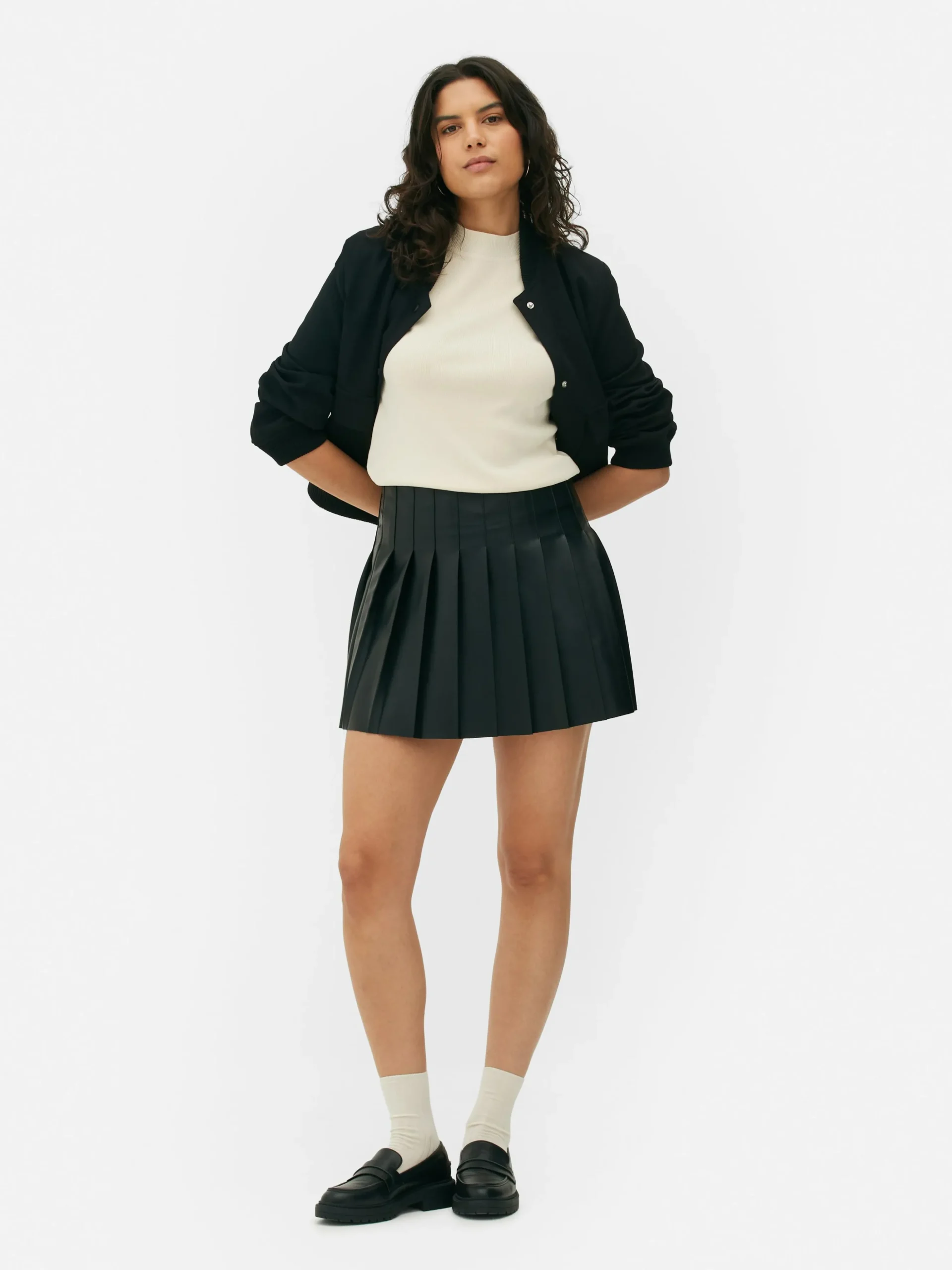 Plissierter Minirock Aus Kunstleder