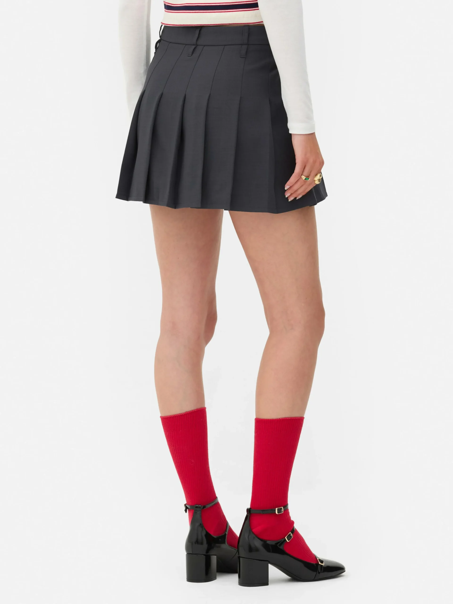 Plissierter „Rita Ora“ Minirock