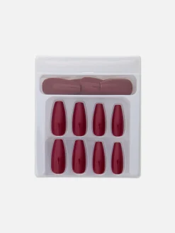 PS… Glänzende Kunstnägel Im Stiletto-Stil