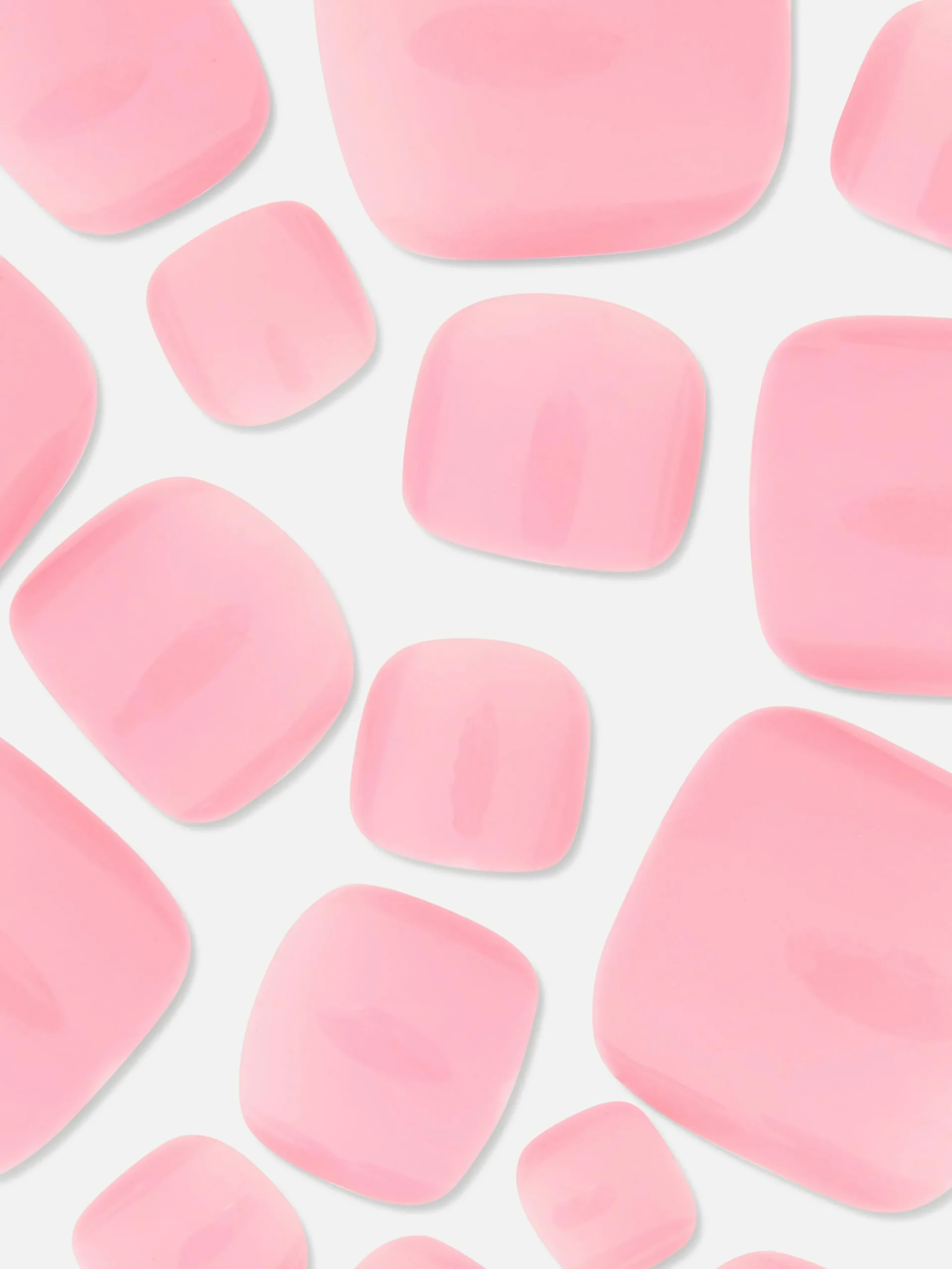 PS… Glänzende Kunstzehennägel