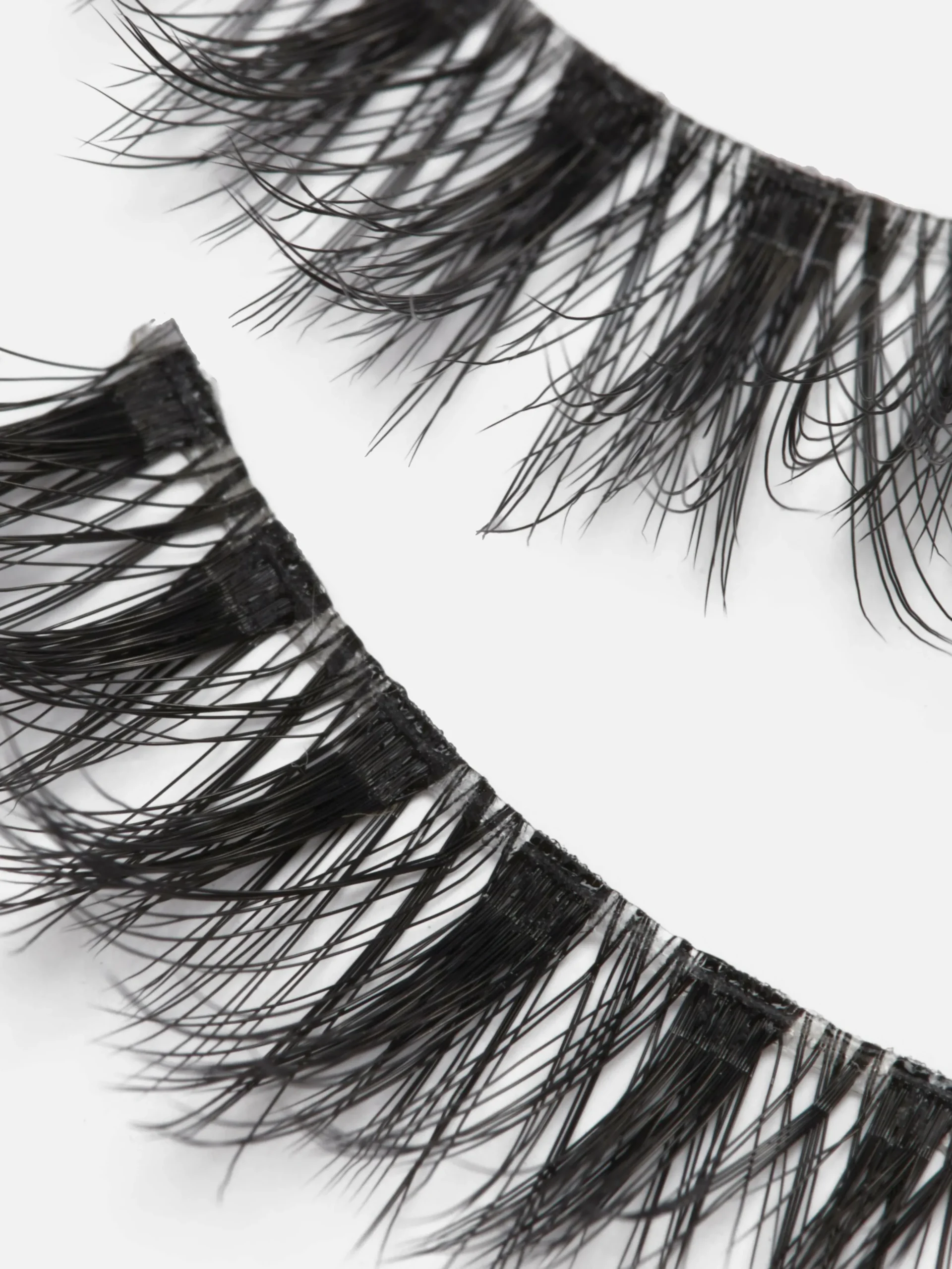 PS… Künstliche Wimpern „Party-Edition“