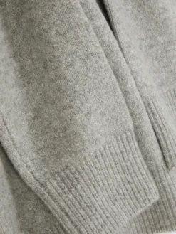 Pullover Mit V-Ausschnitt