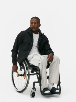 Regenmantel Mit Kapuze Und Durchgehendem Reißverschluss