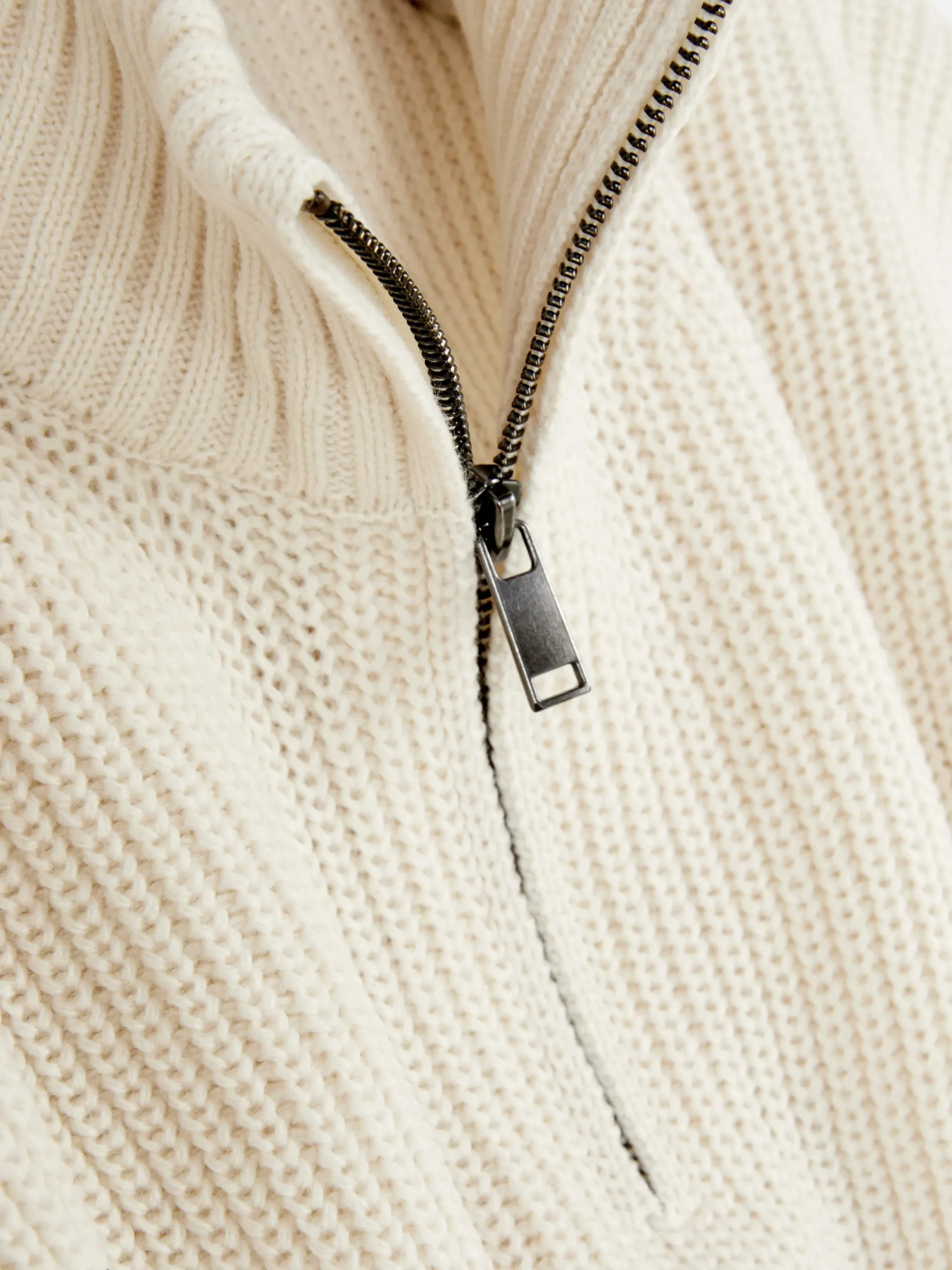 Rippenstrick-Pullover Mit Reißverschluss