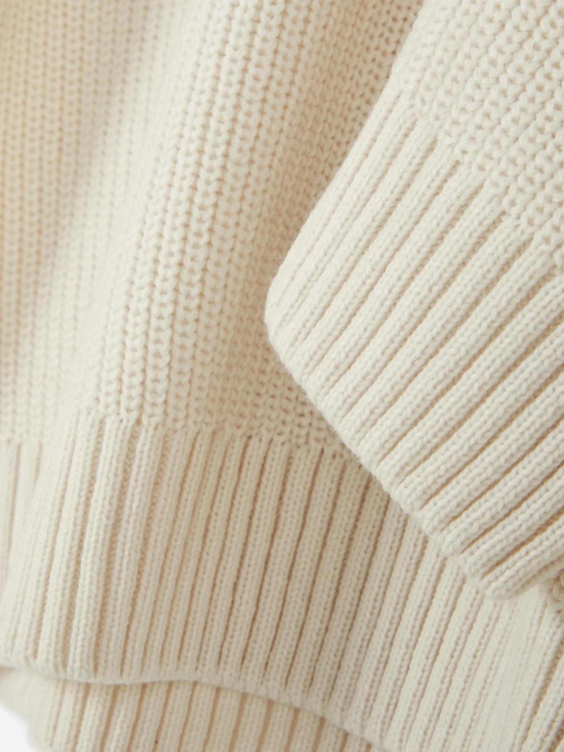 Rippenstrick-Pullover Mit Reißverschluss