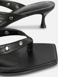 „Rita Ora“ Kunstleder-Mules Mit Nieten