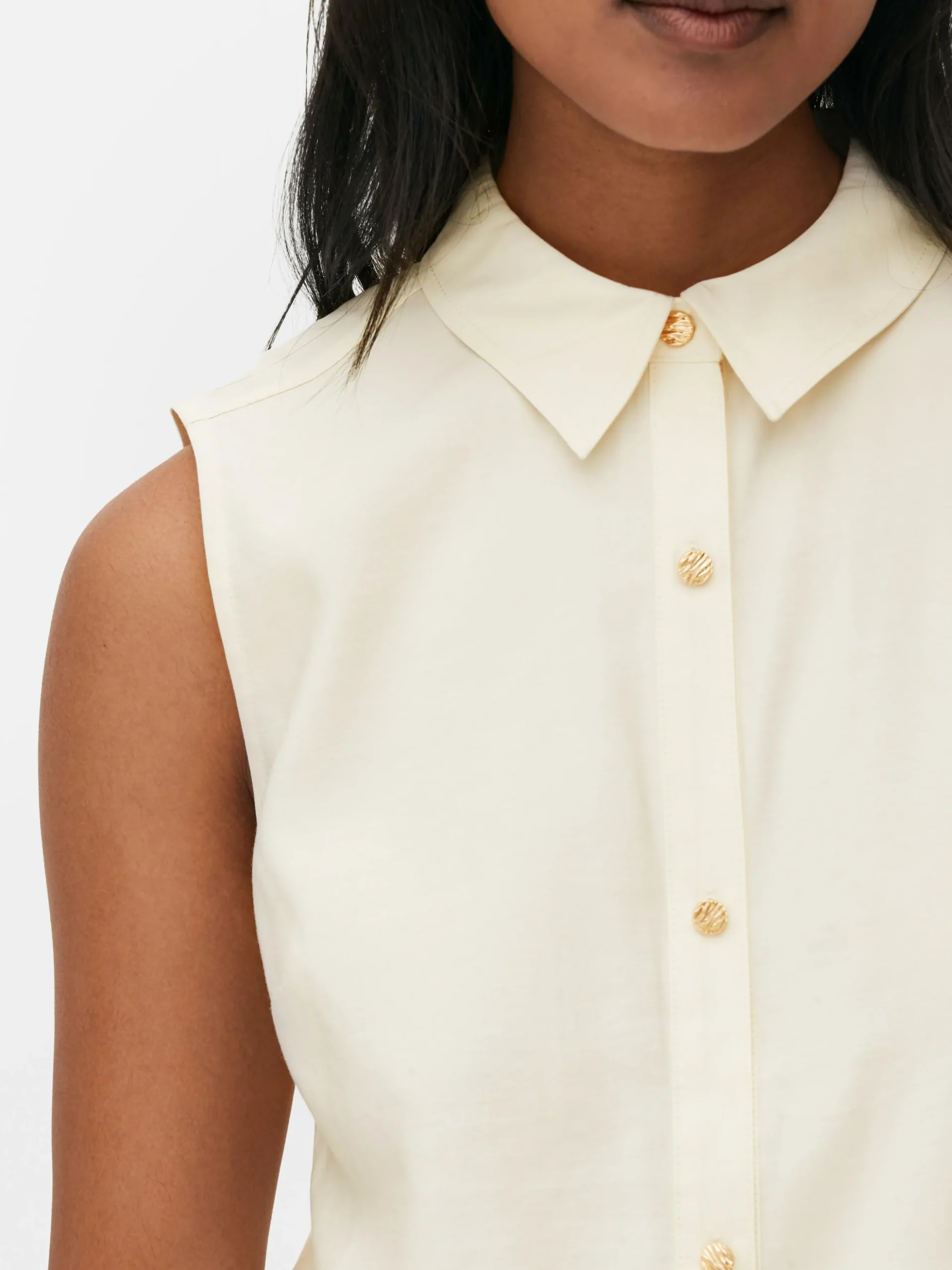 Ärmellose Bluse Mit Knopfleiste