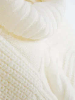 Rollkragenpullover Mit Zopfmuster