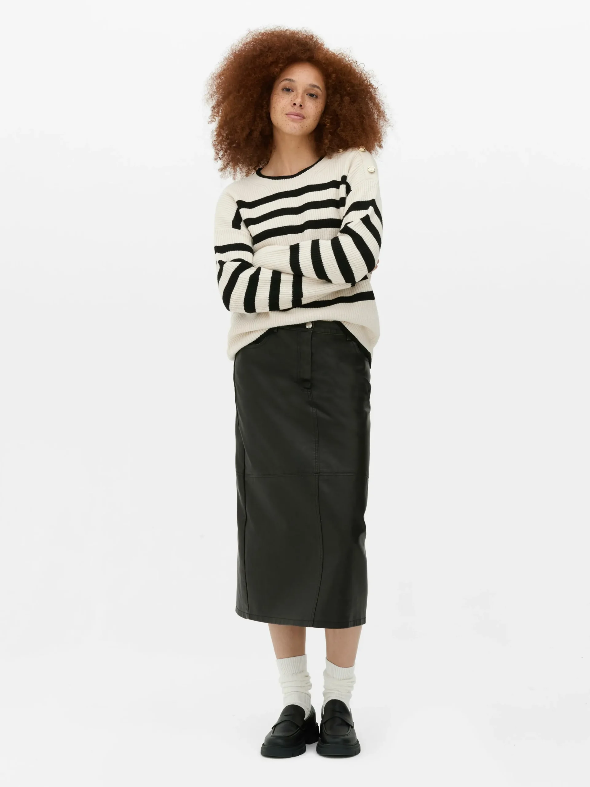 Rundhalspullover Mit Knopfdetail