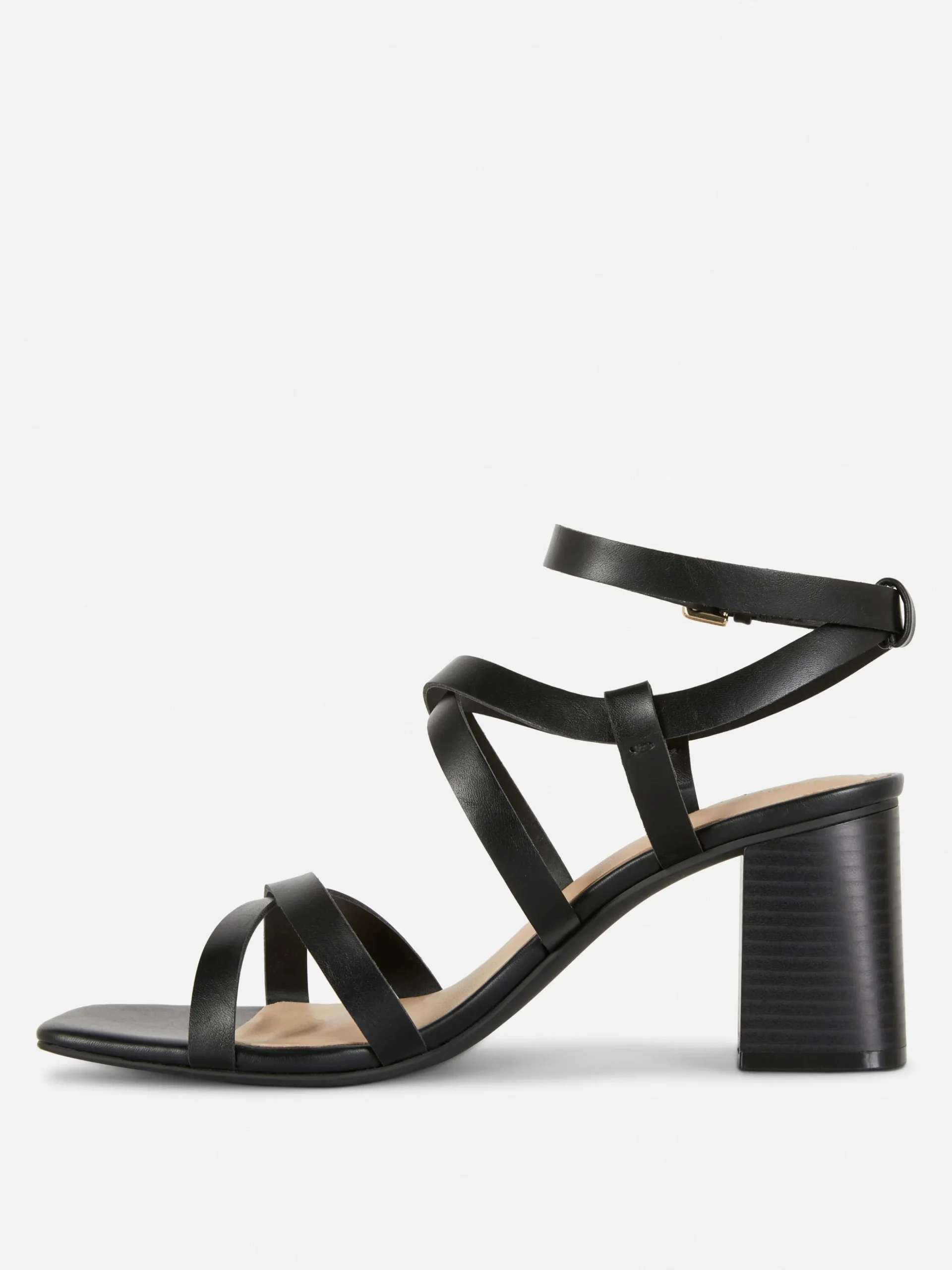 Sandalen Mit überkreuzten Riemchen Und Blockabsatz