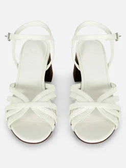 Sandaletten Mit überkreuzten Riemchen