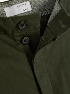 Schmale Stretch-Chinohose