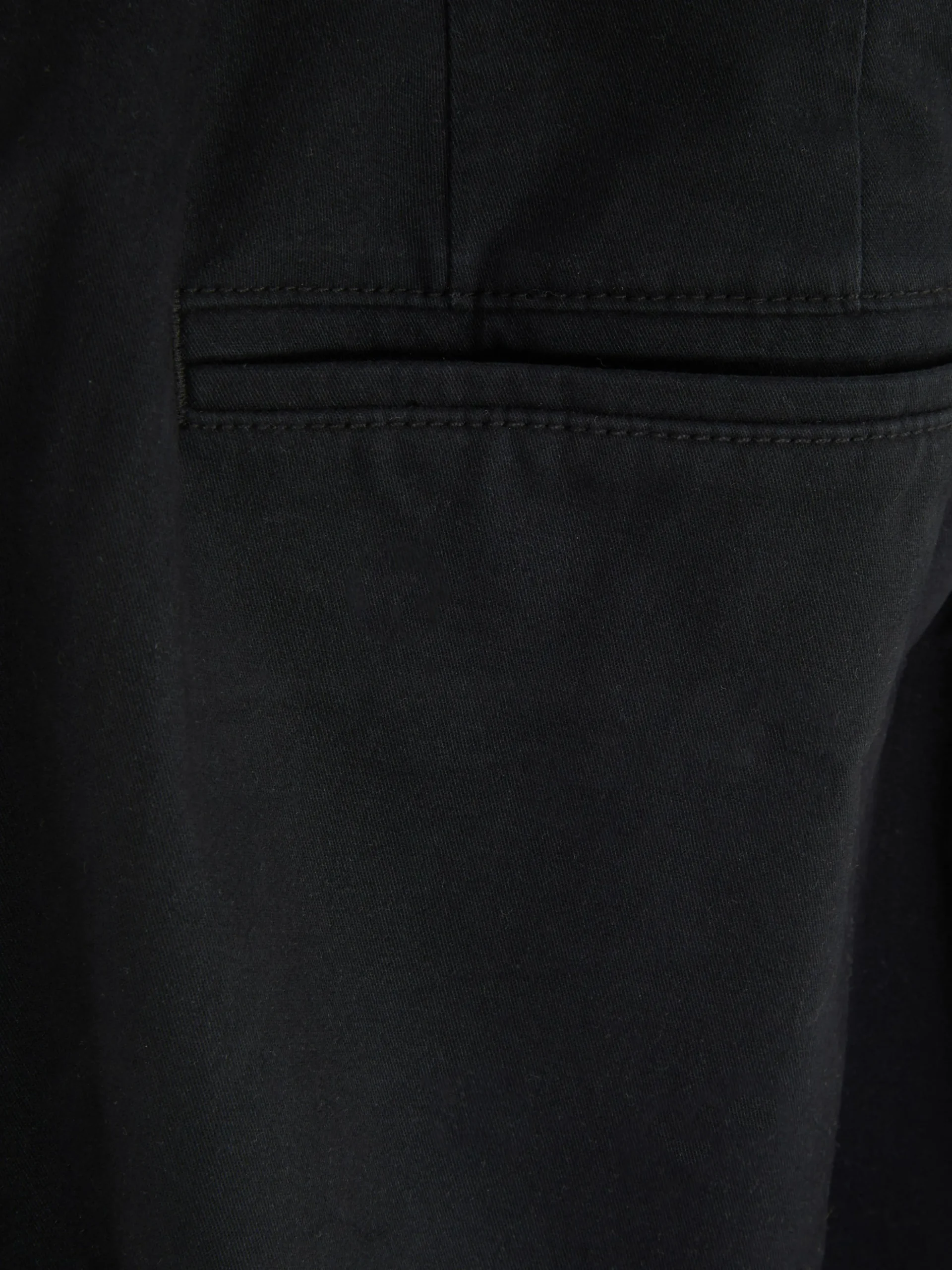 Schmale Stretch-Chinohose