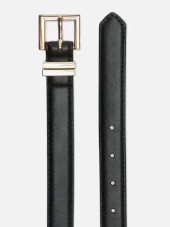 Schmaler Kunstledergürtel Mit Eckiger Schnalle