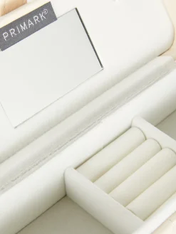 Schmuckkästchen Mit Gewelltem Steppmuster