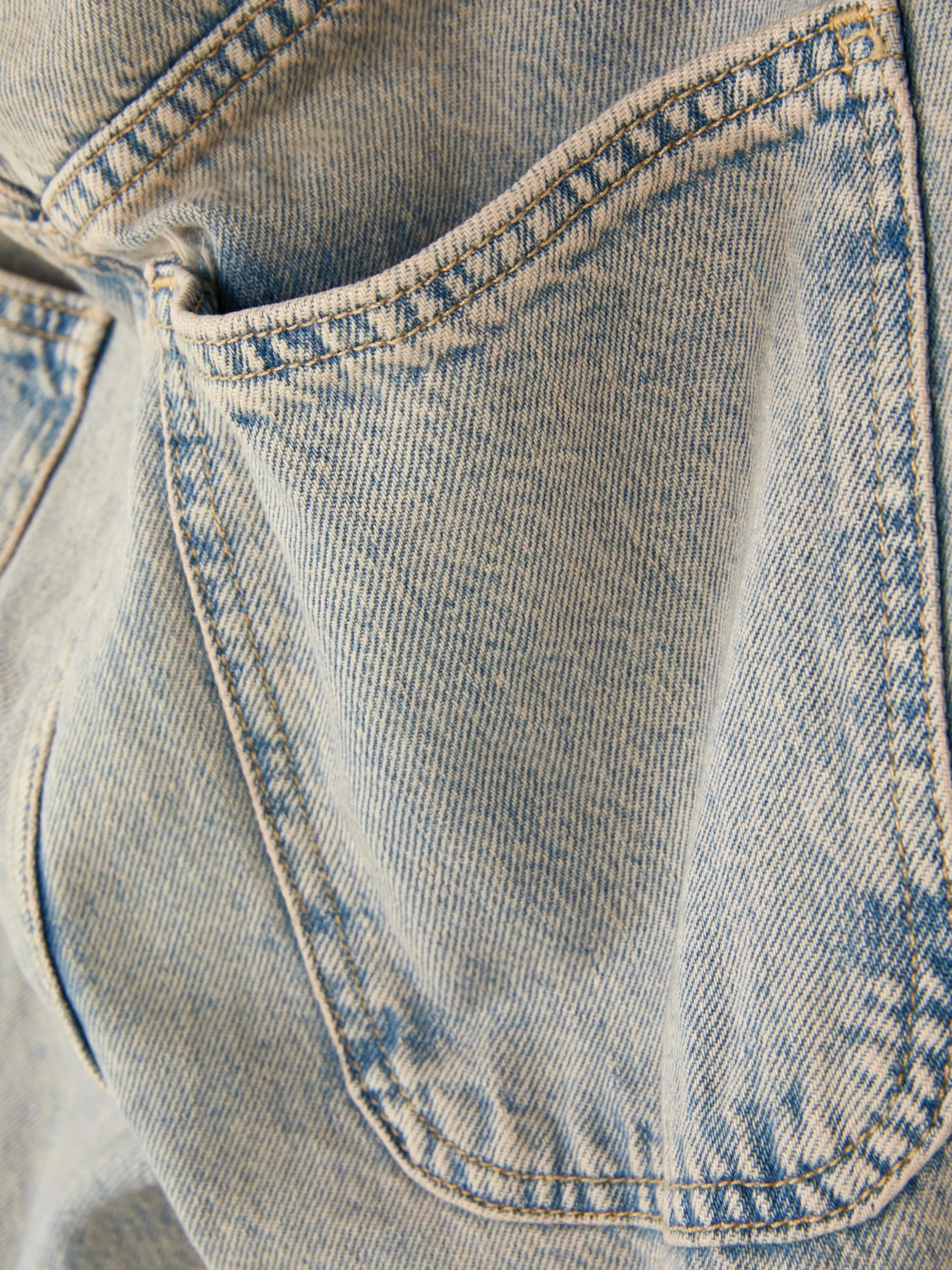 Skater-Jeans Im Used-Look