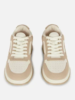 Skater-Sneaker Mit Dicker Sohle Und Einsätzen