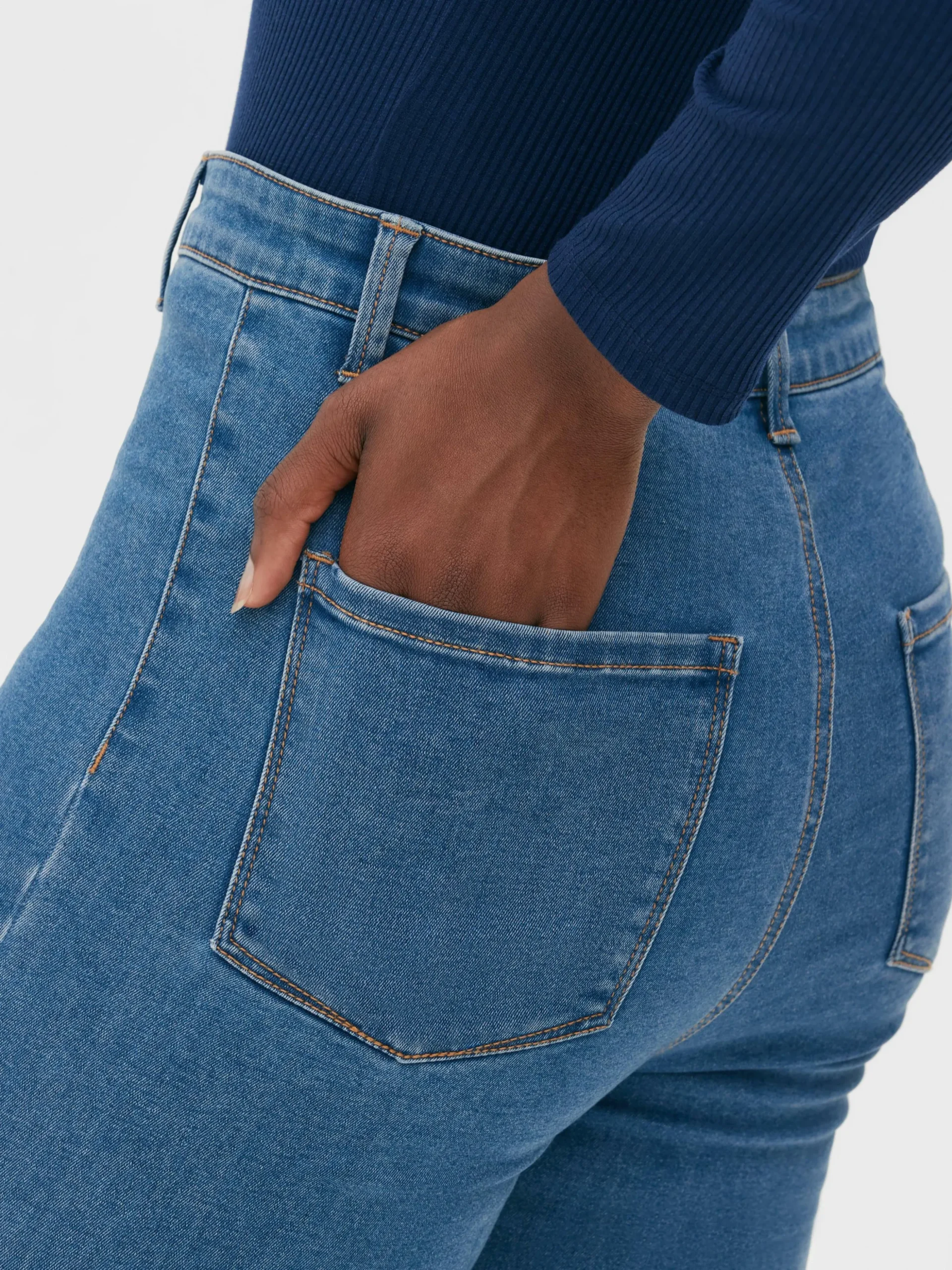 Skinny-Jeans Mit Mittelhohem Bund