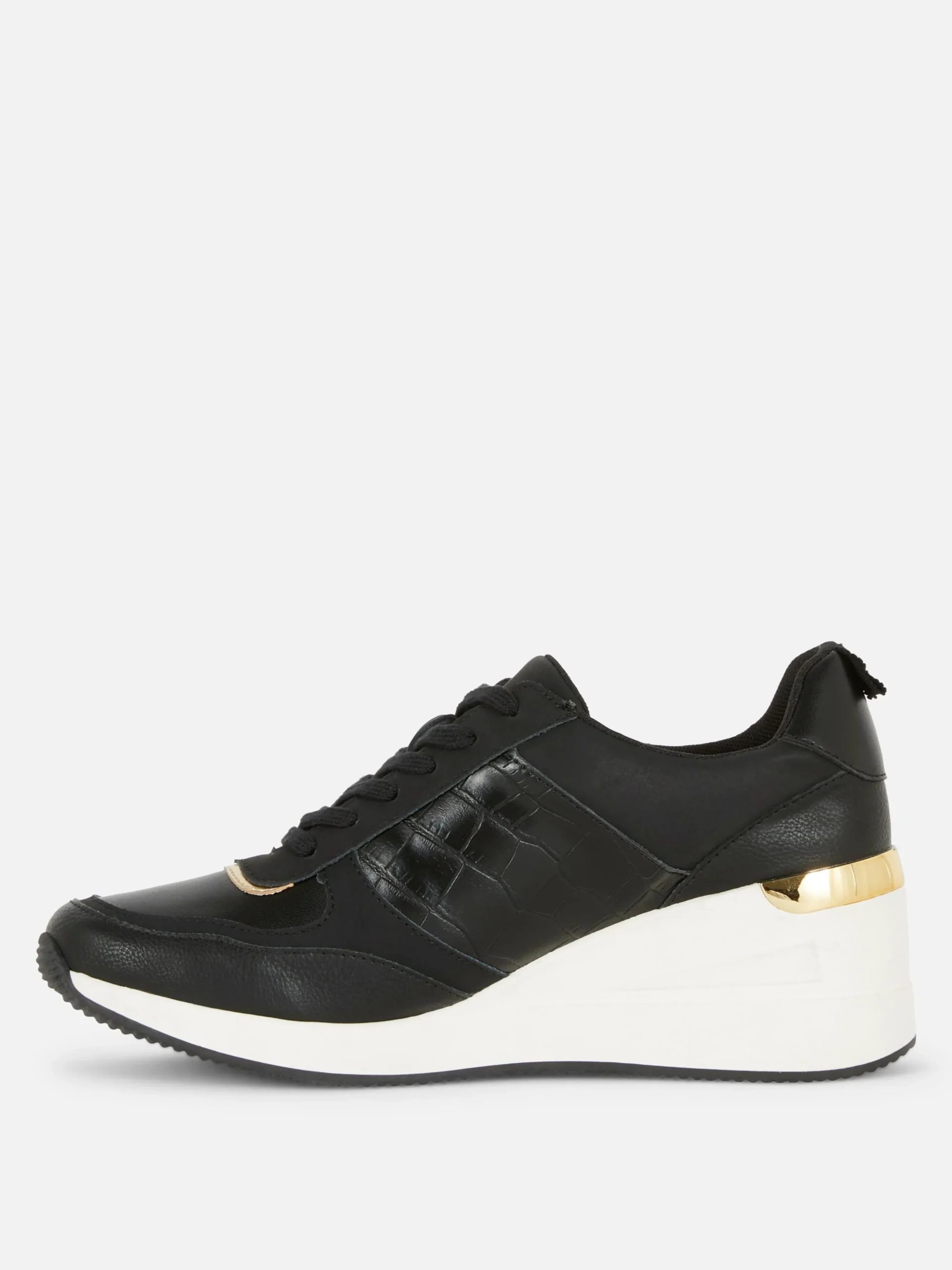 Sneaker Mit Keilabsatz Zum Schnüren