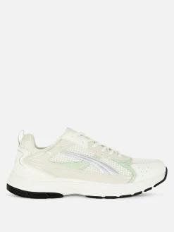 Sneaker Mit Netzstoffeinsätzen