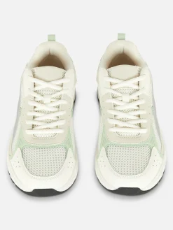 Sneaker Mit Netzstoffeinsätzen