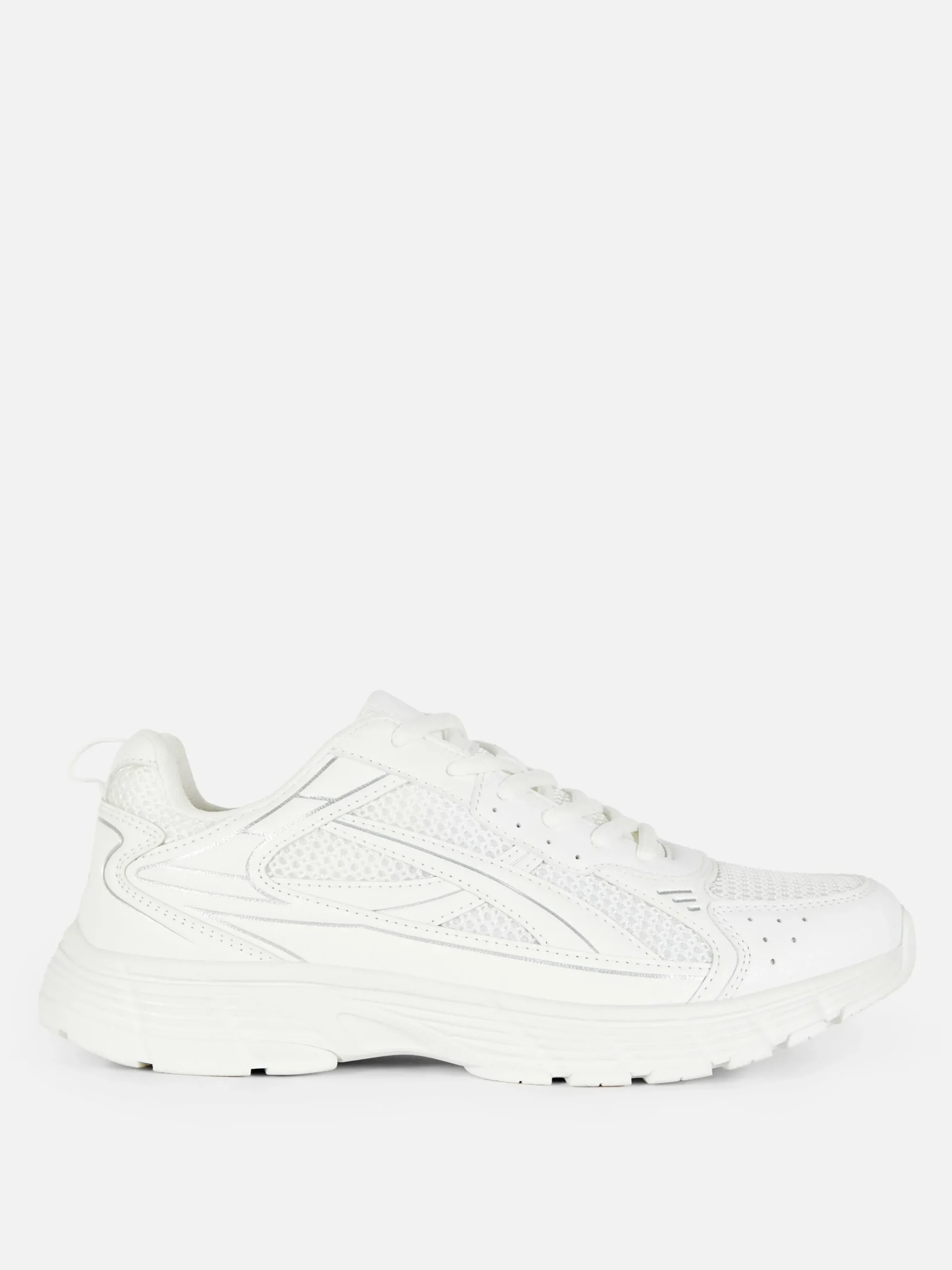 Sneaker Mit Netzstoffeinsätzen