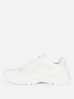 Sneaker Mit Netzstoffeinsätzen