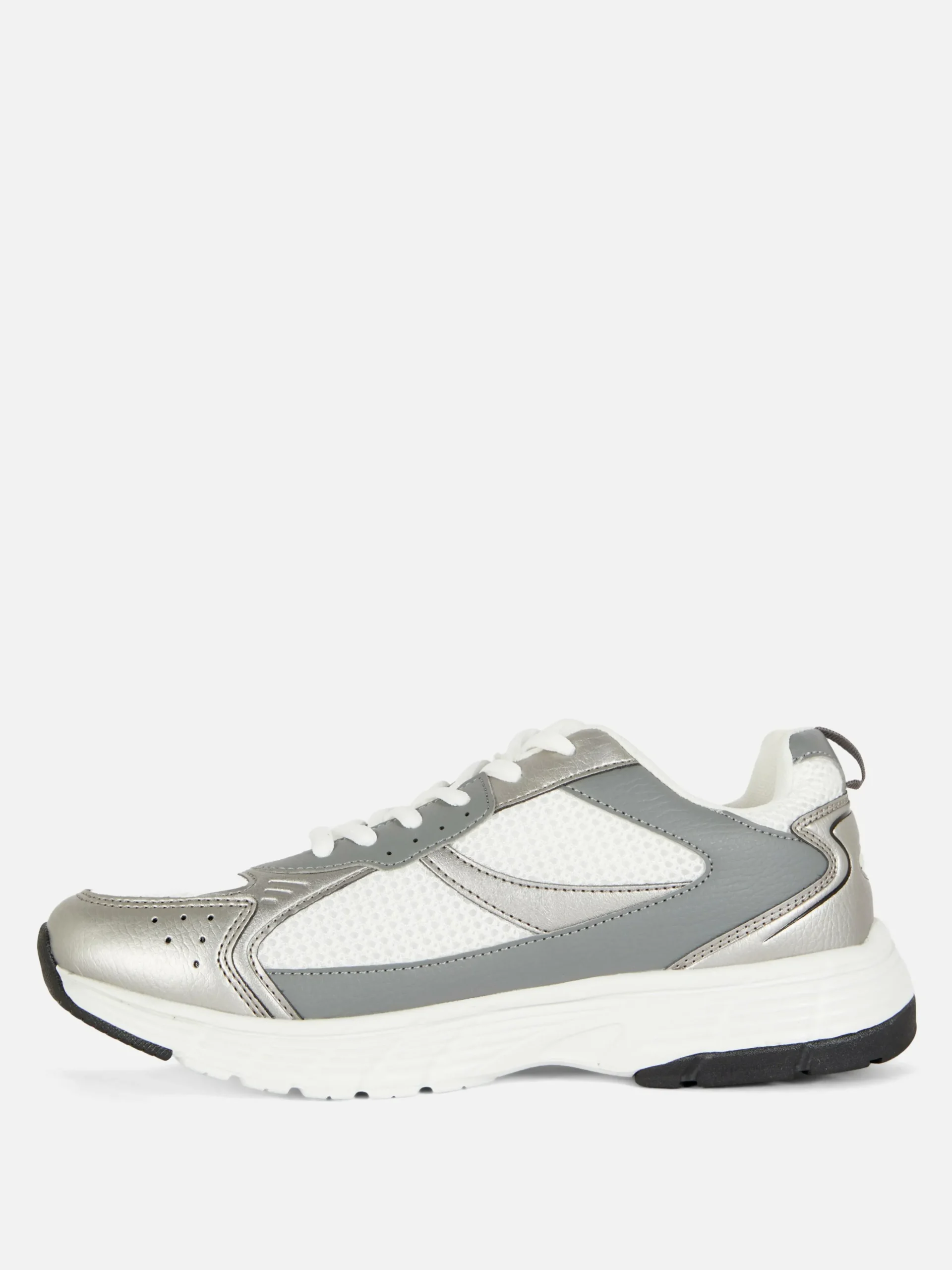 Sneaker Mit Netzstoffeinsätzen