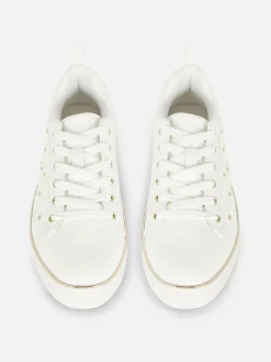 Sneaker Mit Strassnieten Und Dicker Sohle