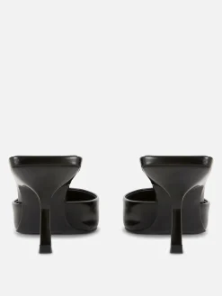 Spitze Mules Mit Kitten Heels