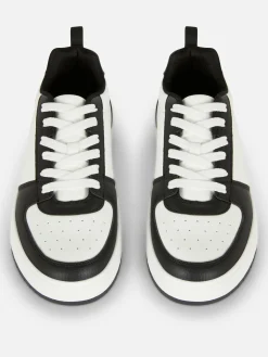 Sportliche Low-Top-Sneaker