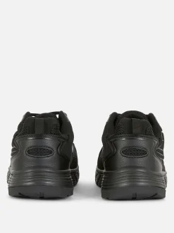 Sportliche Sneaker Mit Mehreren Einsätzen