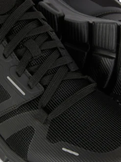 Sportliche Sneaker Zum Schnüren