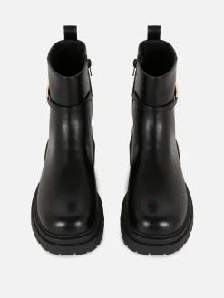 Stiefeletten Mit Schnallendetail