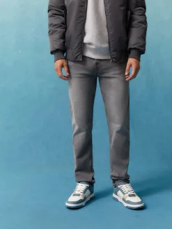 Stretch-Jeans In Enger Passform