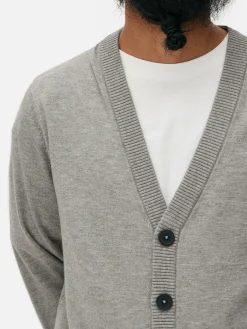 Strickjacke Mit Großen Knöpfen