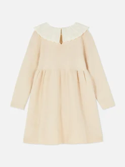 Strickkleid Mit Besticktem Kragen