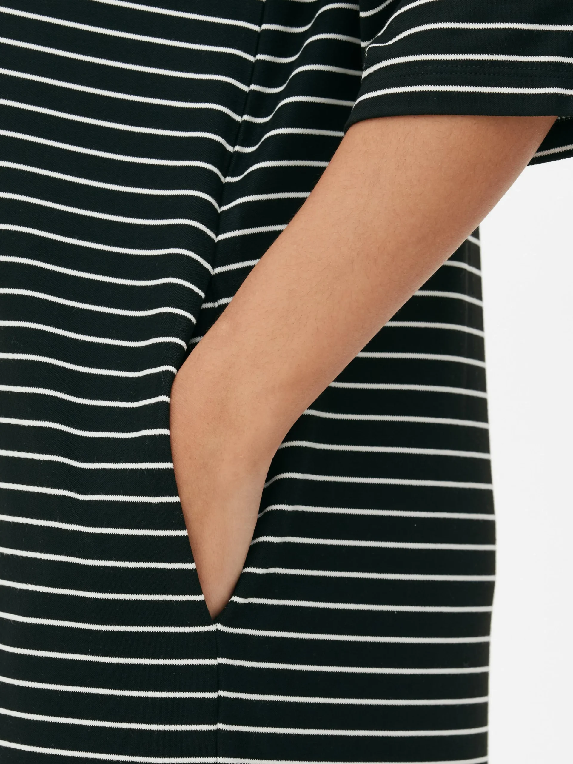 „The Edit“ T-Shirt-Midikleid