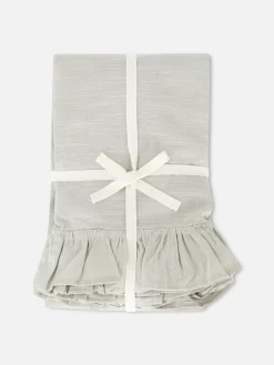 Tischdecke Mit Rüschenbesatz