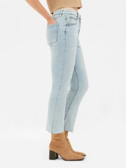 Verkürzte Jeans Mit Ausgestelltem Bein